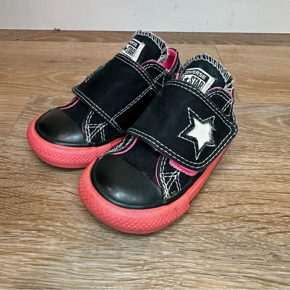 Converse Baby Girl Size 6 Pink Black Vilcro Sneaker Shoes
